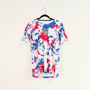Nike USA 2022 World Cup Prematch Kit Soccer Jersey Size M